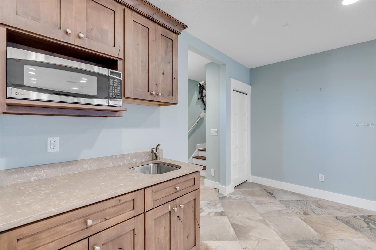 Image 60 of 83 For 6101 Turtlemound Road