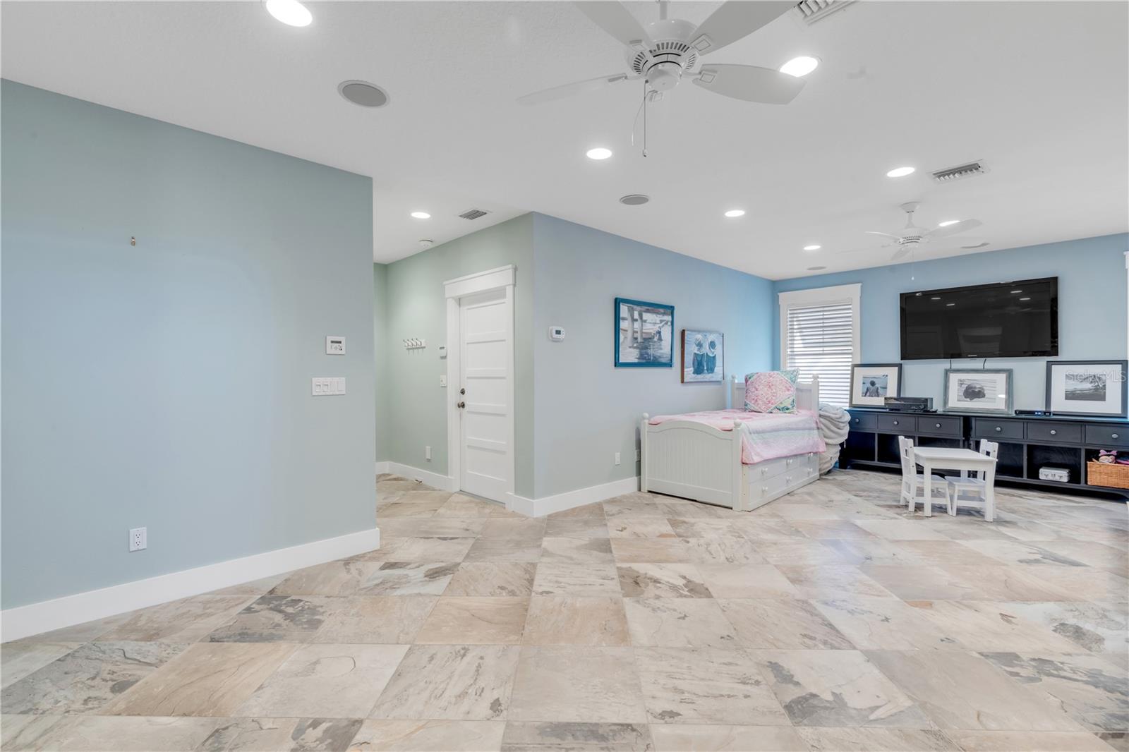 Image 61 of 83 For 6101 Turtlemound Road