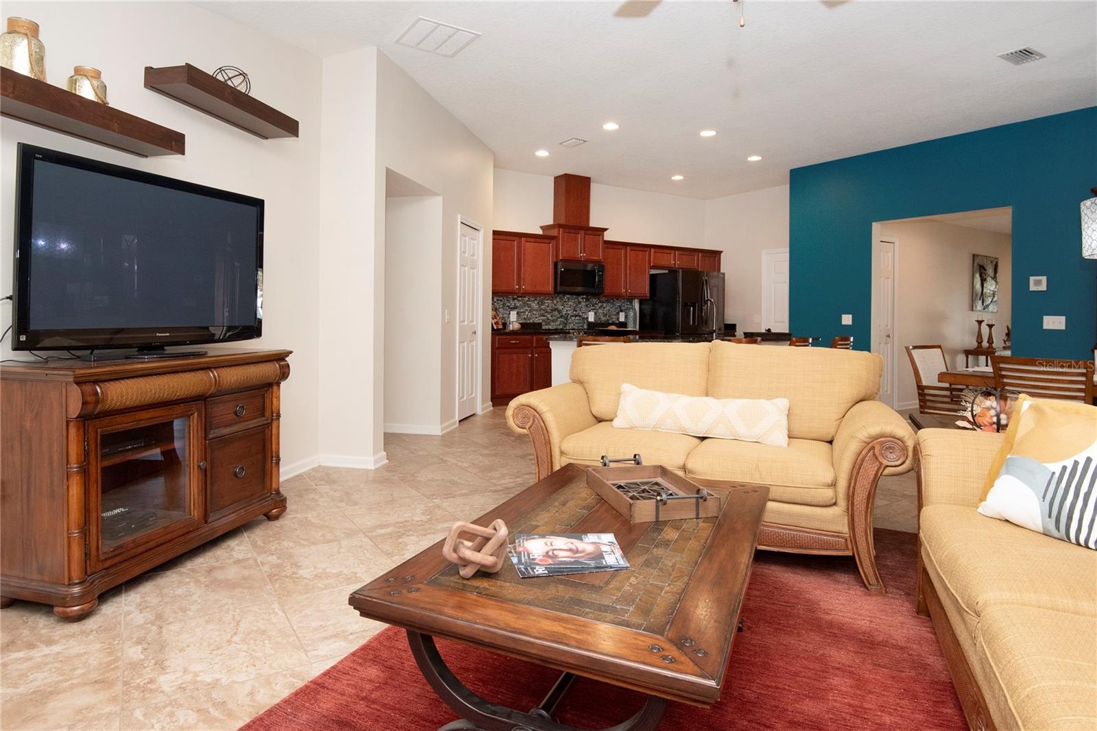 Image 10 of 30 For 164 Tuscany Bend Street