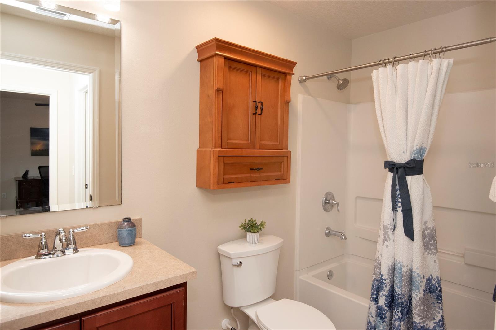 Image 13 of 30 For 164 Tuscany Bend Street