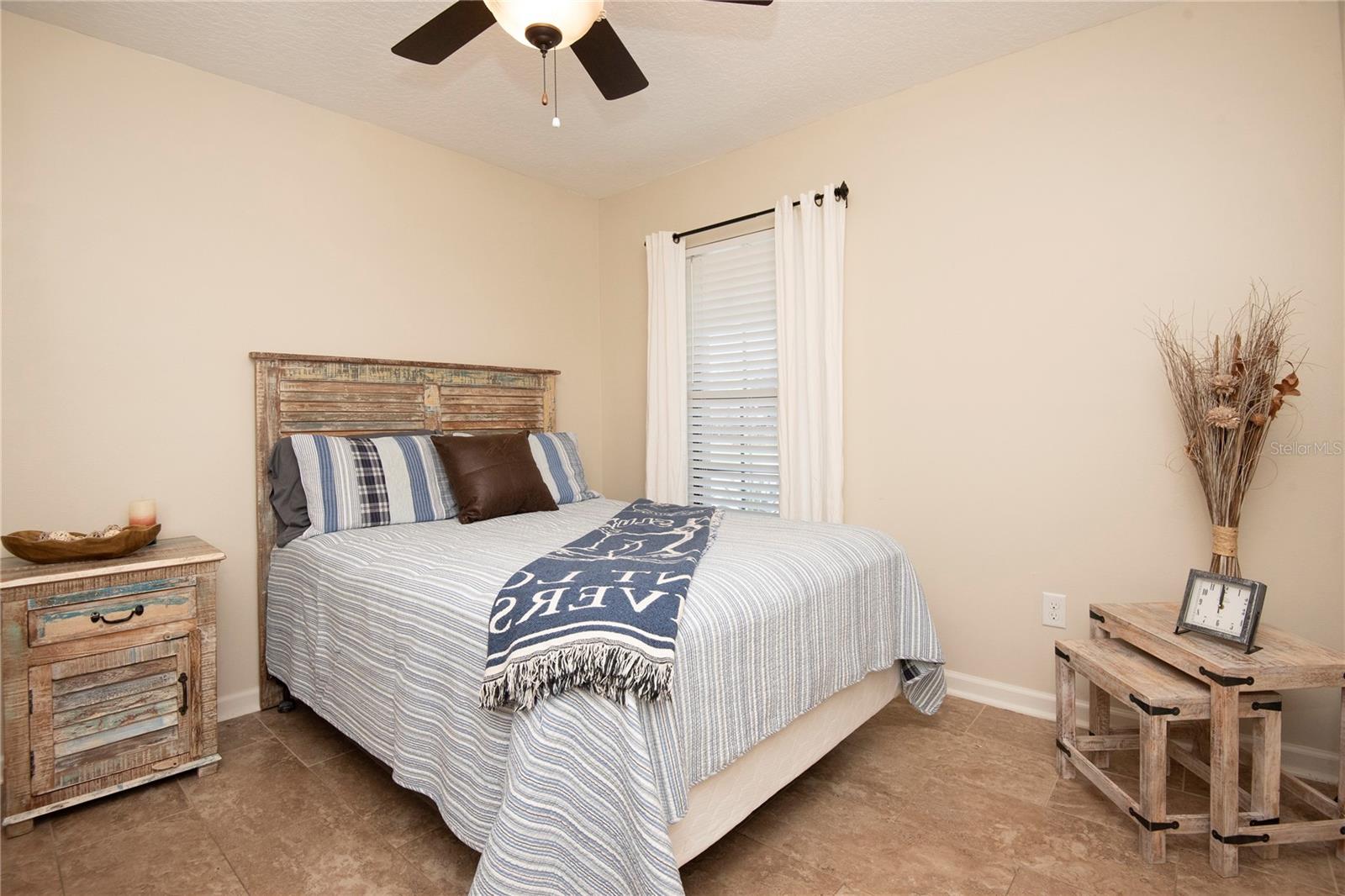 Image 14 of 30 For 164 Tuscany Bend Street