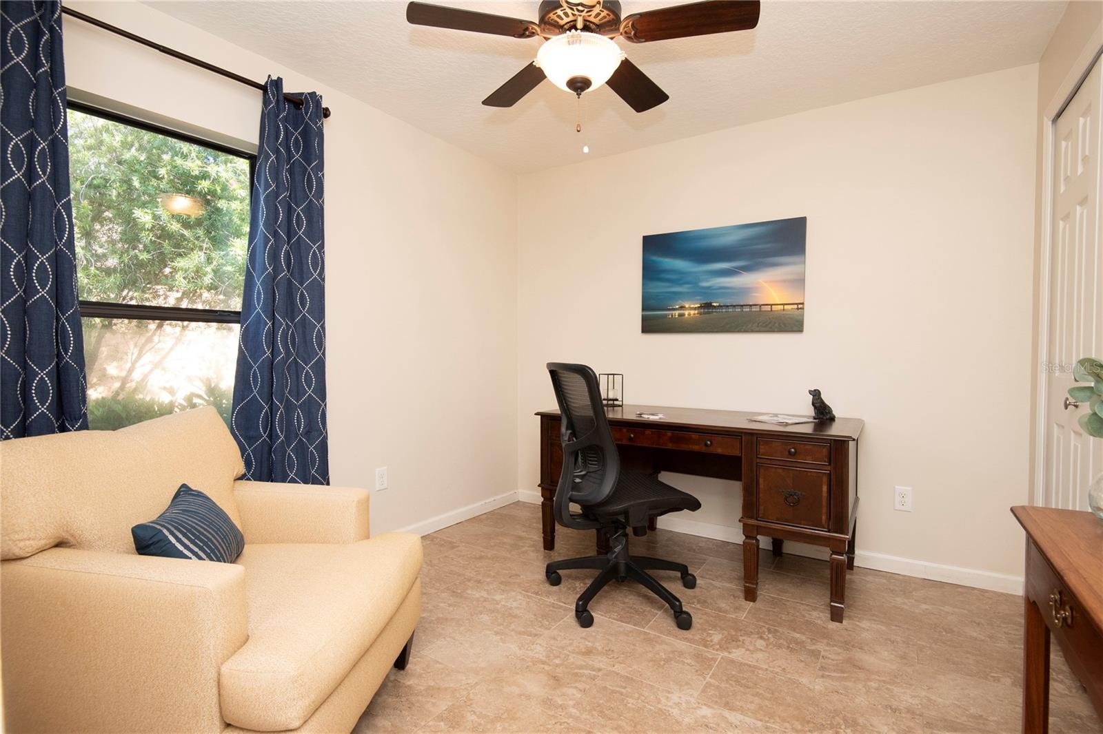 Image 16 of 30 For 164 Tuscany Bend Street