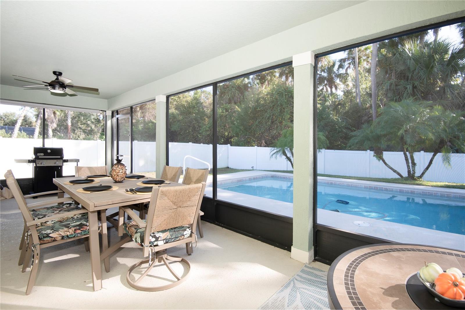 Image 17 of 30 For 164 Tuscany Bend Street