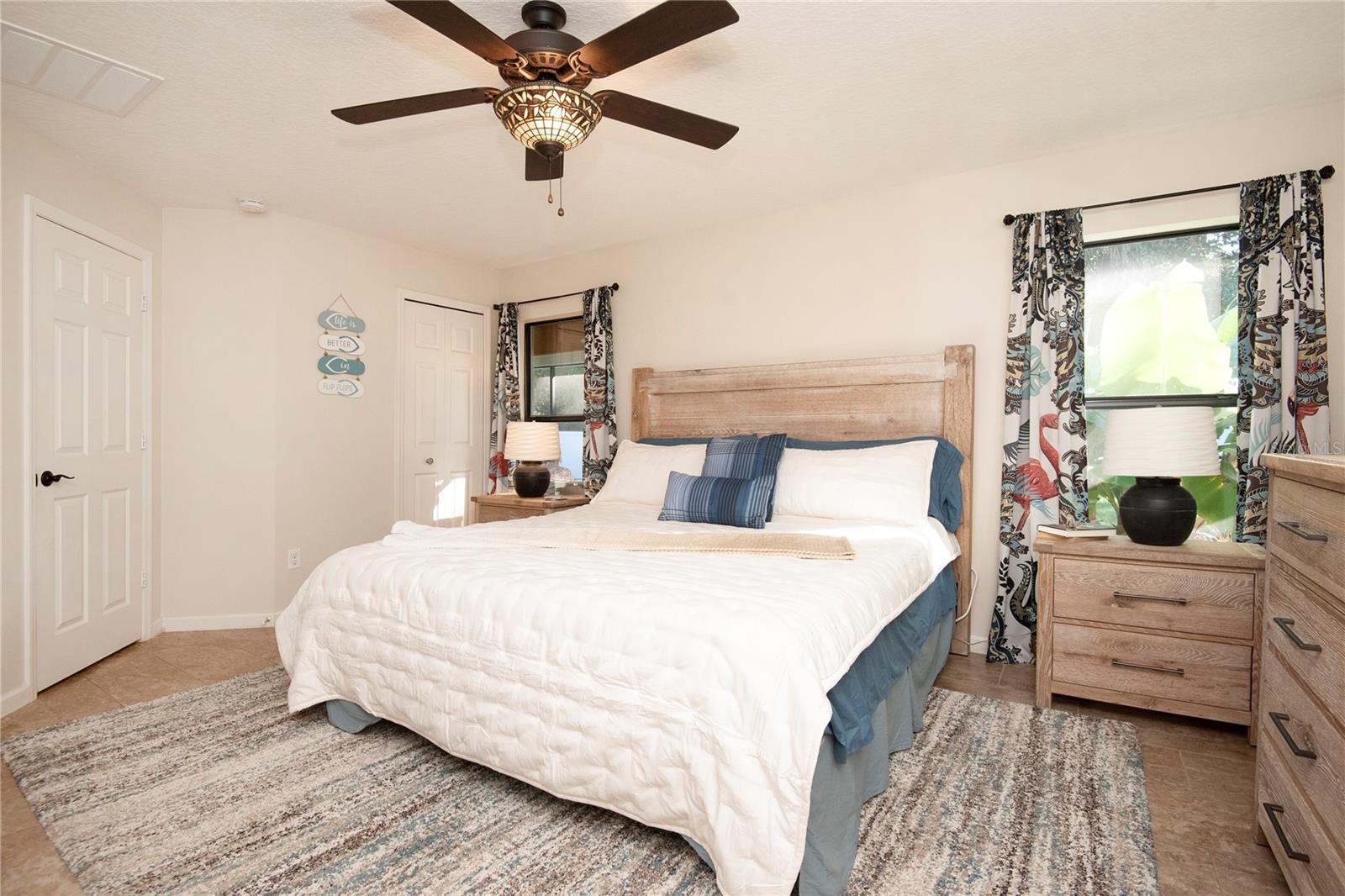 Image 4 of 30 For 164 Tuscany Bend Street