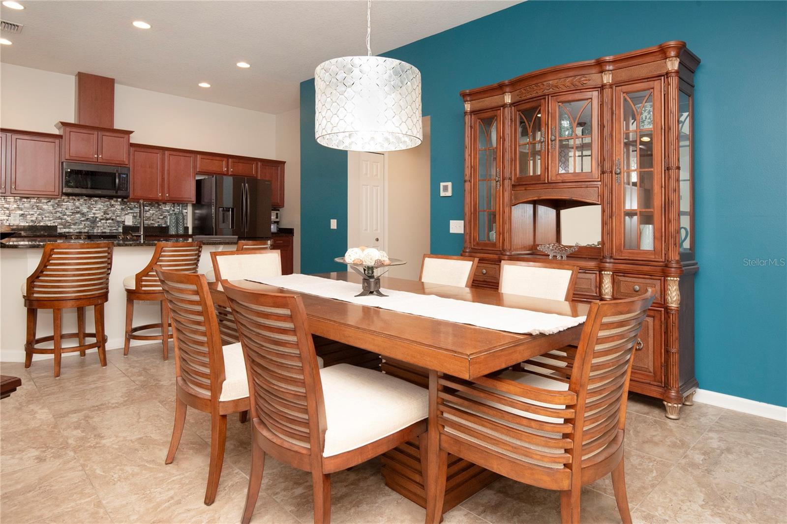 Image 8 of 30 For 164 Tuscany Bend Street