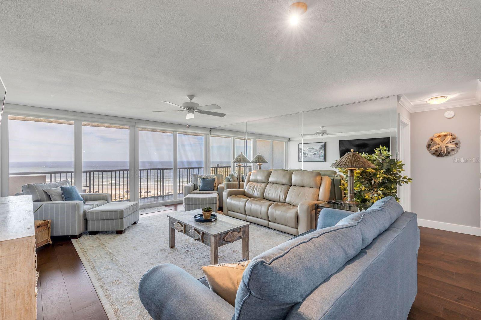 Image 14 of 78 For 257 Minorca Beach Way 1305