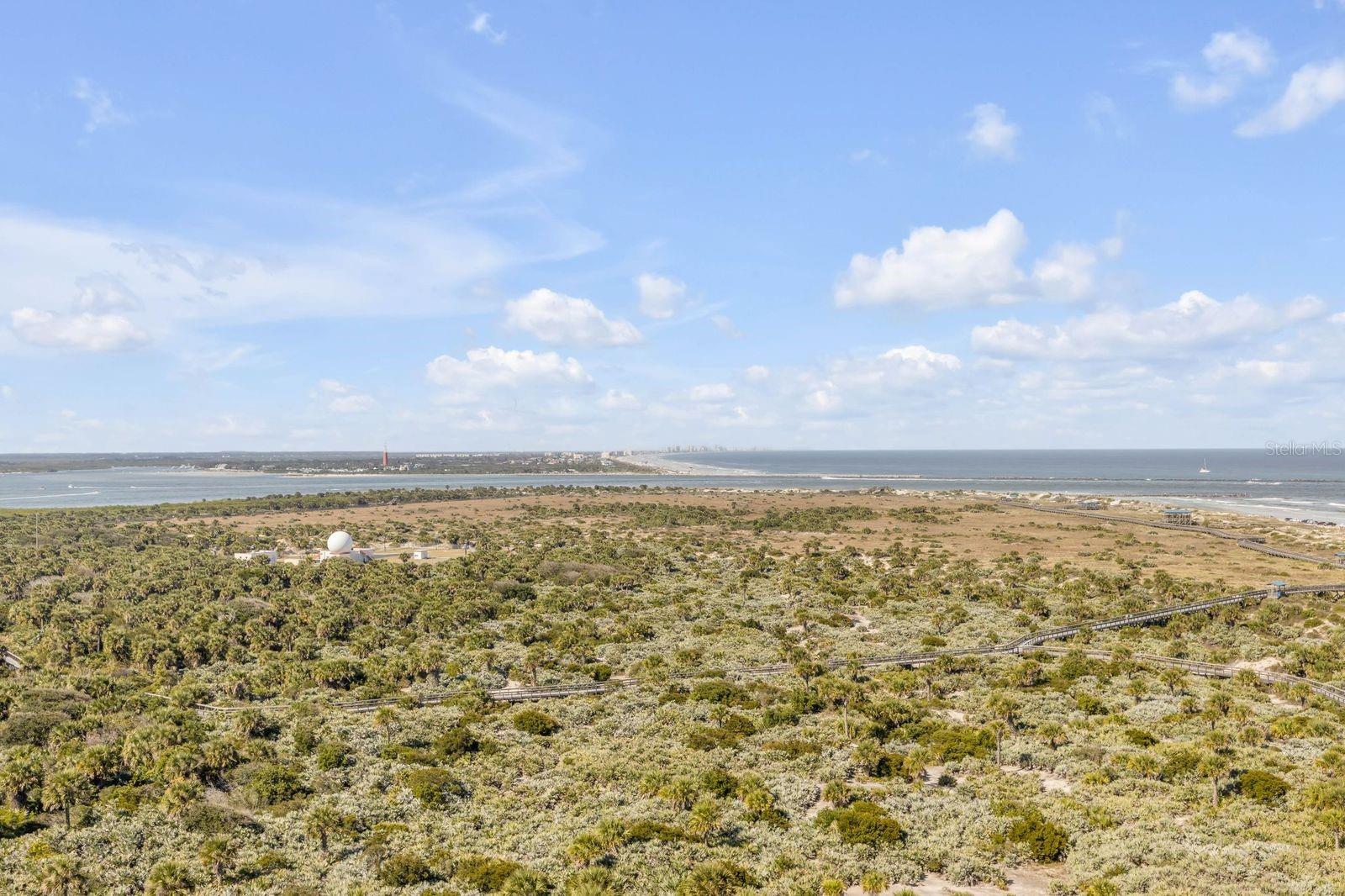 Image 47 of 78 For 257 Minorca Beach Way 1305