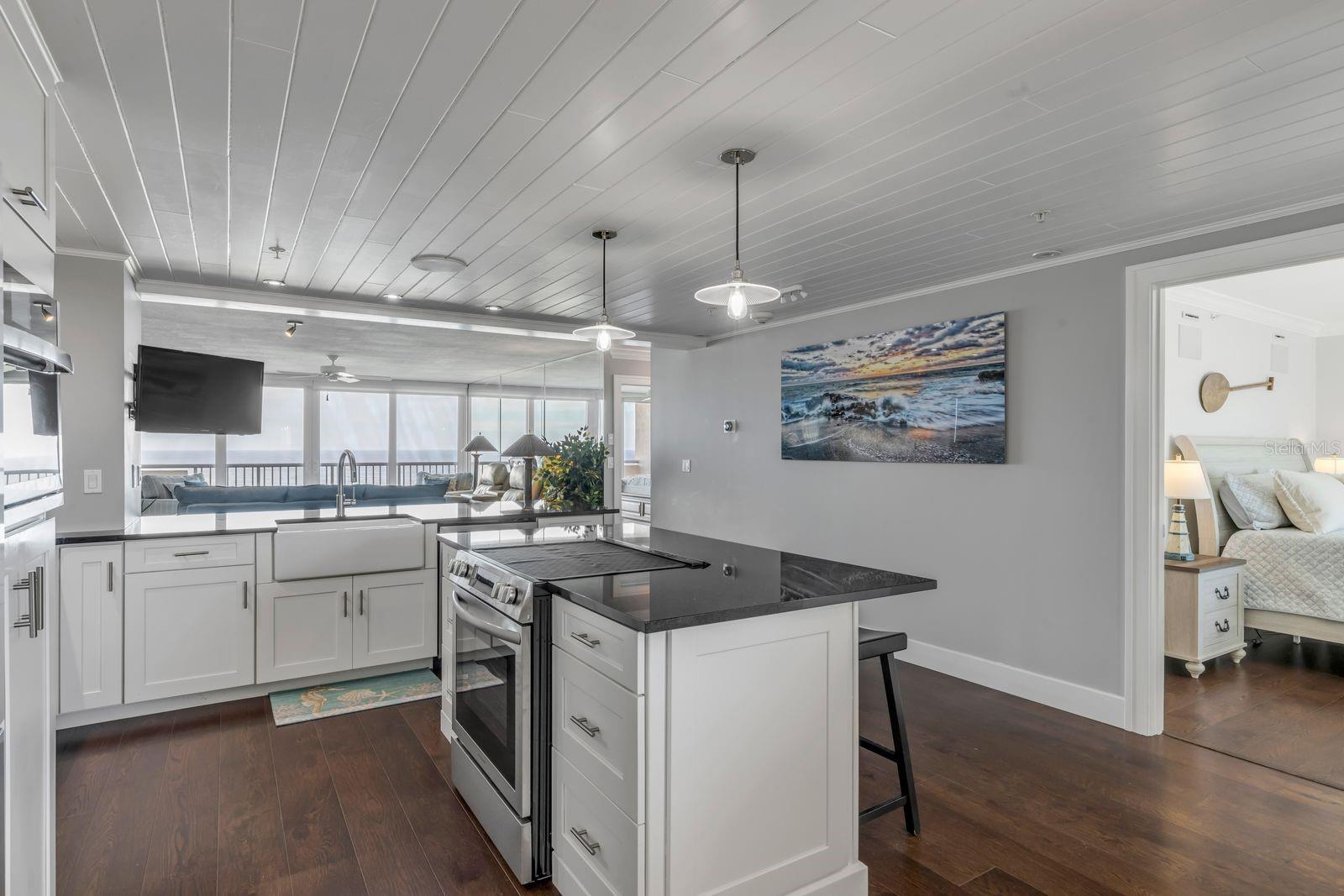 Image 5 of 78 For 257 Minorca Beach Way 1305