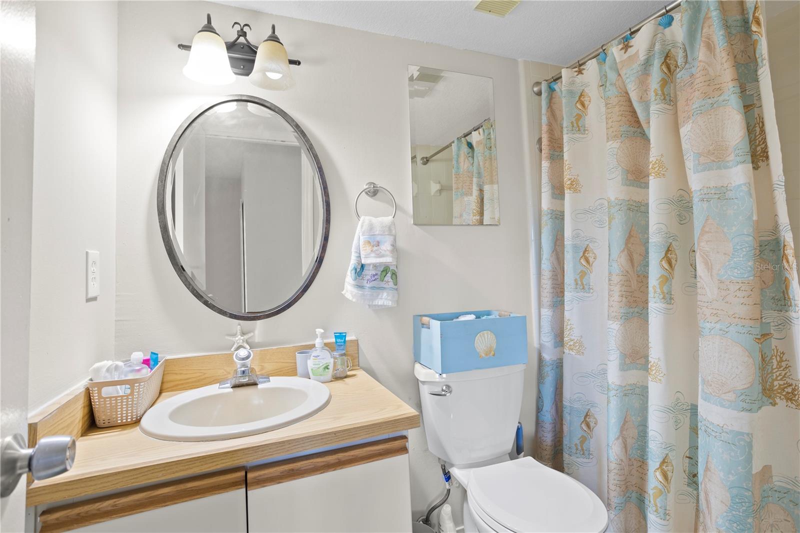 Image 28 of 47 For 944 Peninsula Drive 1100