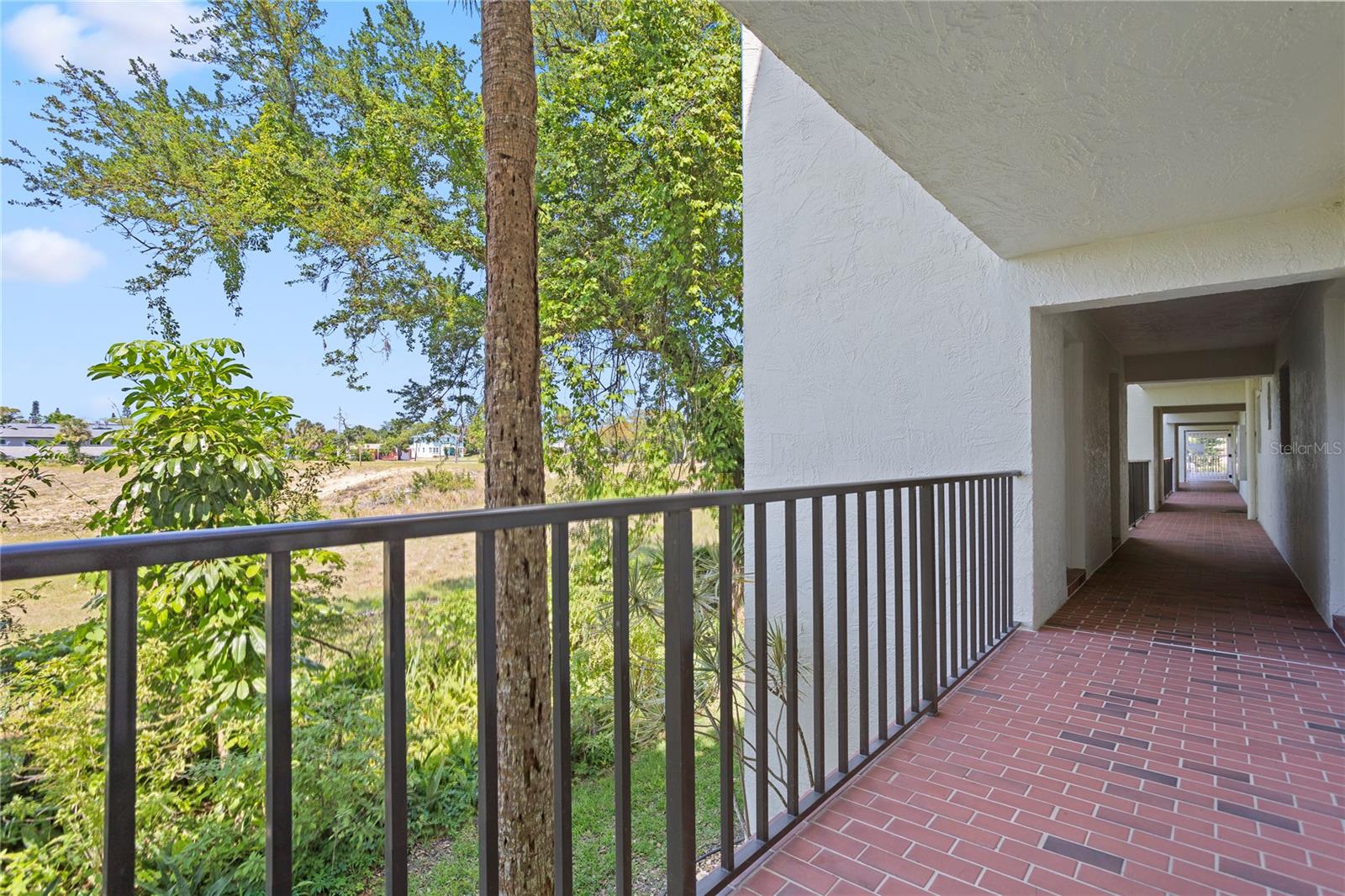 Image 6 of 47 For 944 Peninsula Drive 1100