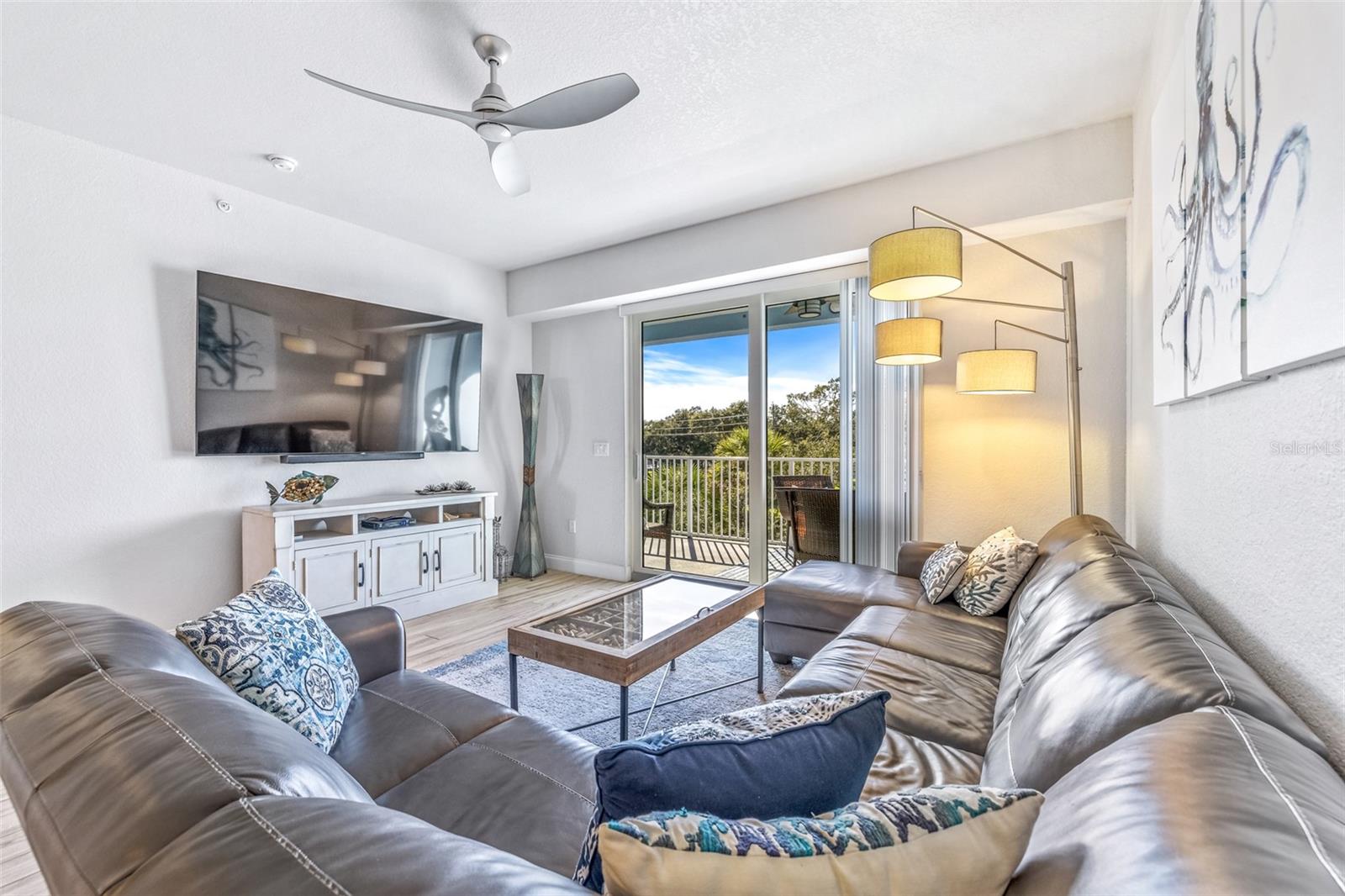 Image 13 of 65 For 3 Riverwalk Drive 305