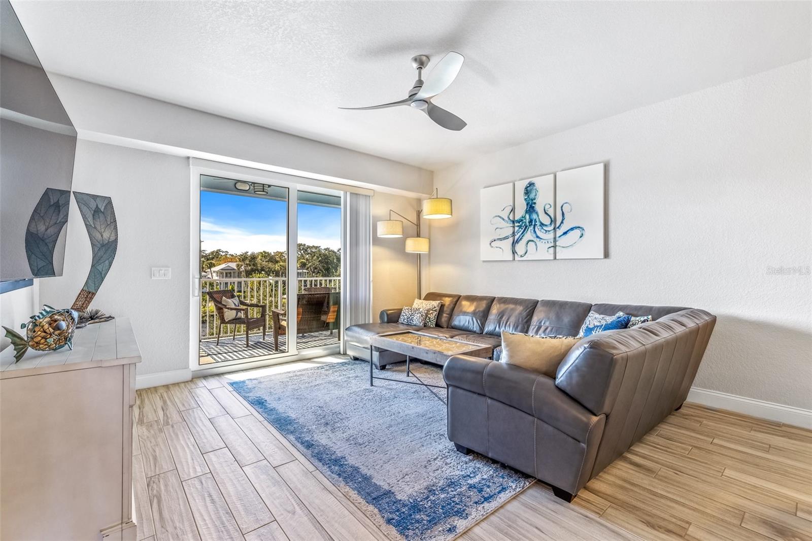 Image 14 of 65 For 3 Riverwalk Drive 305