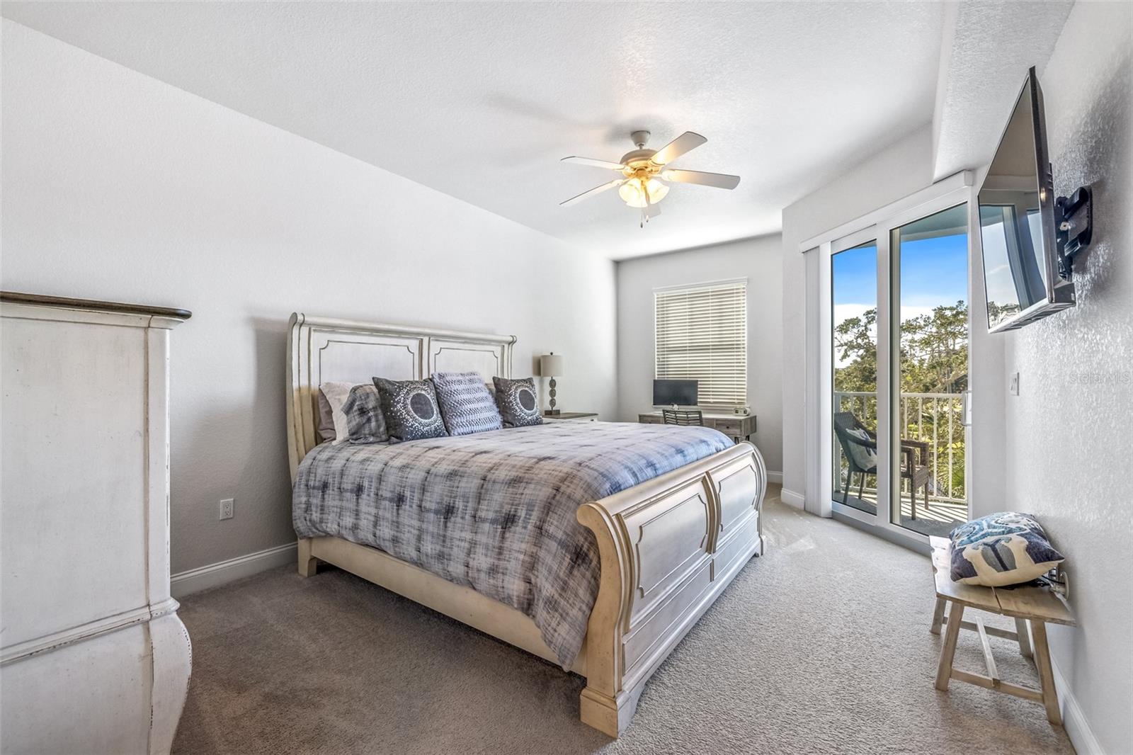 Image 16 of 65 For 3 Riverwalk Drive 305