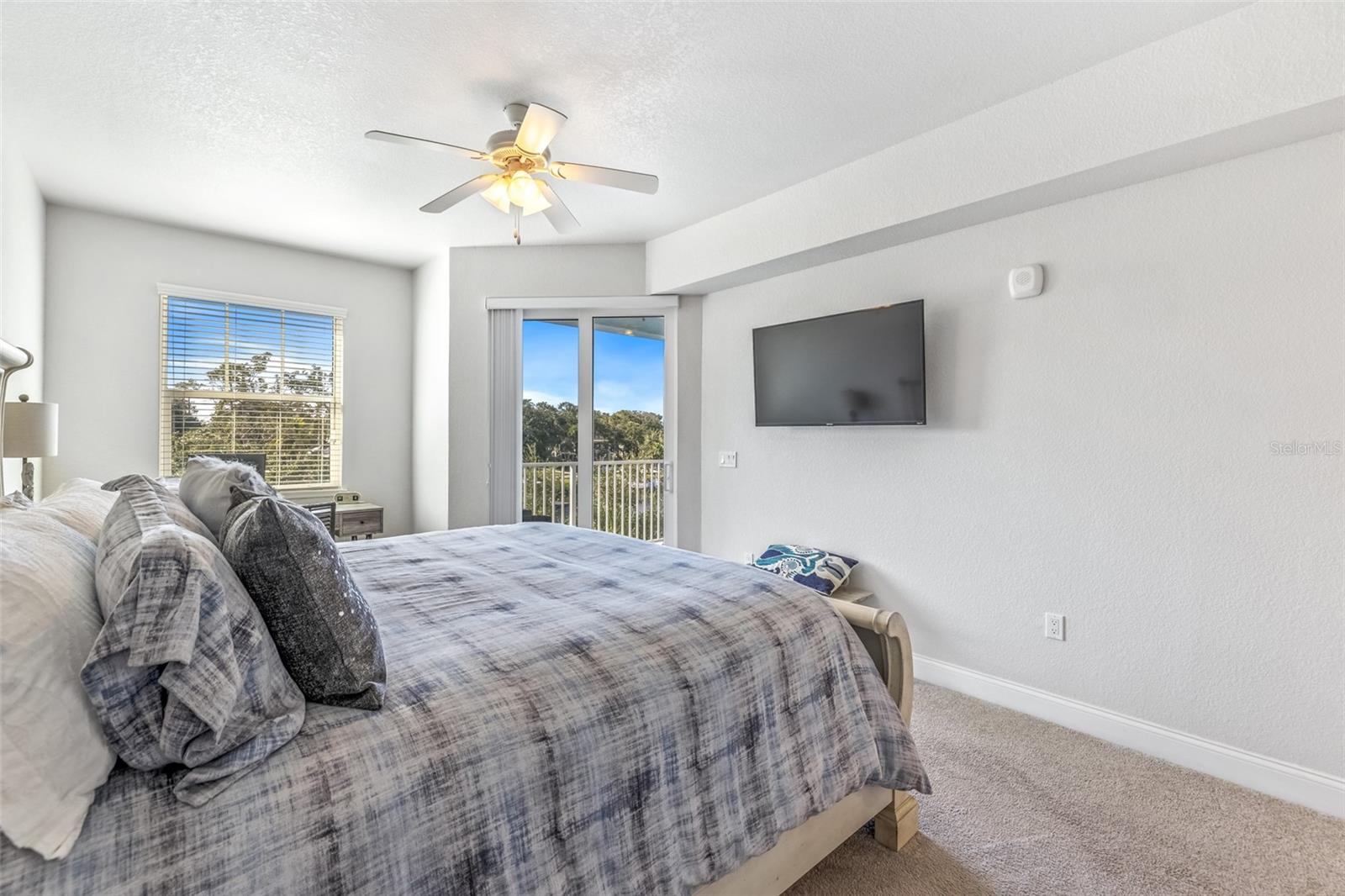 Image 17 of 65 For 3 Riverwalk Drive 305