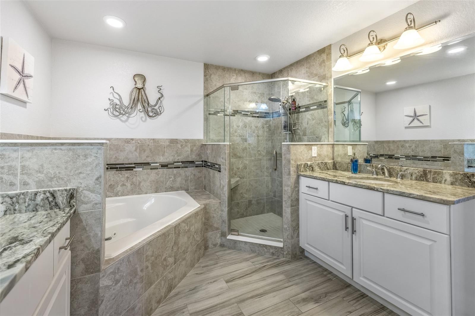 Image 21 of 65 For 3 Riverwalk Drive 305