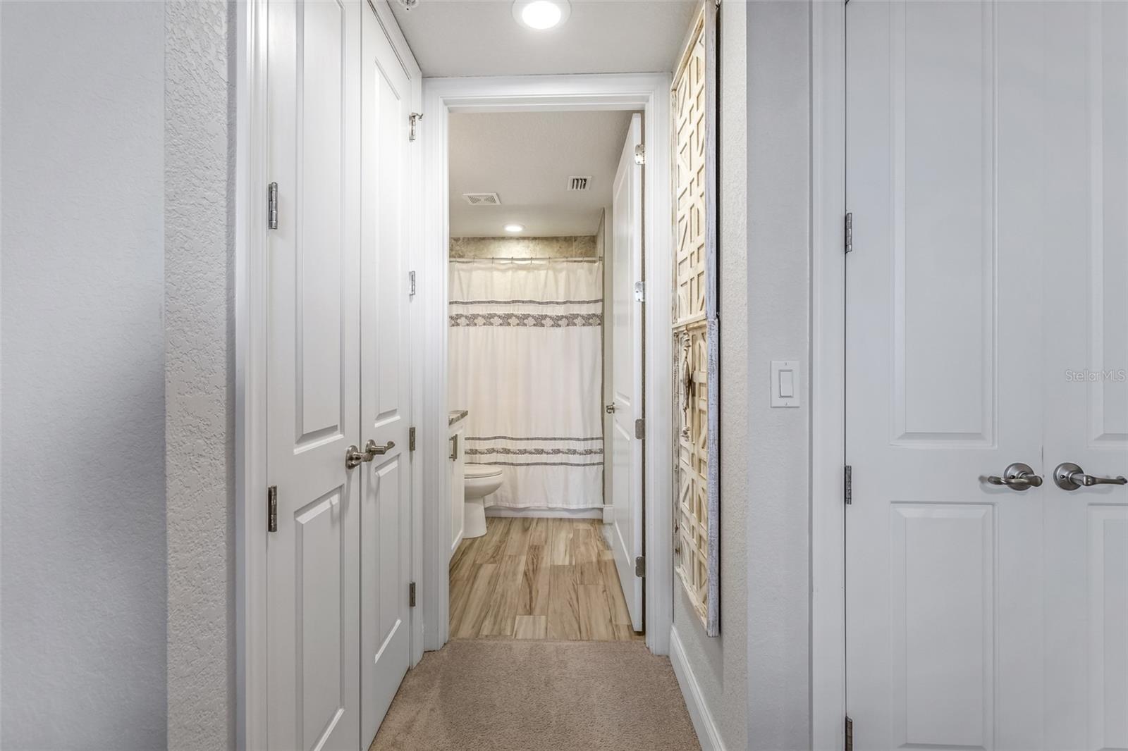 Image 27 of 65 For 3 Riverwalk Drive 305