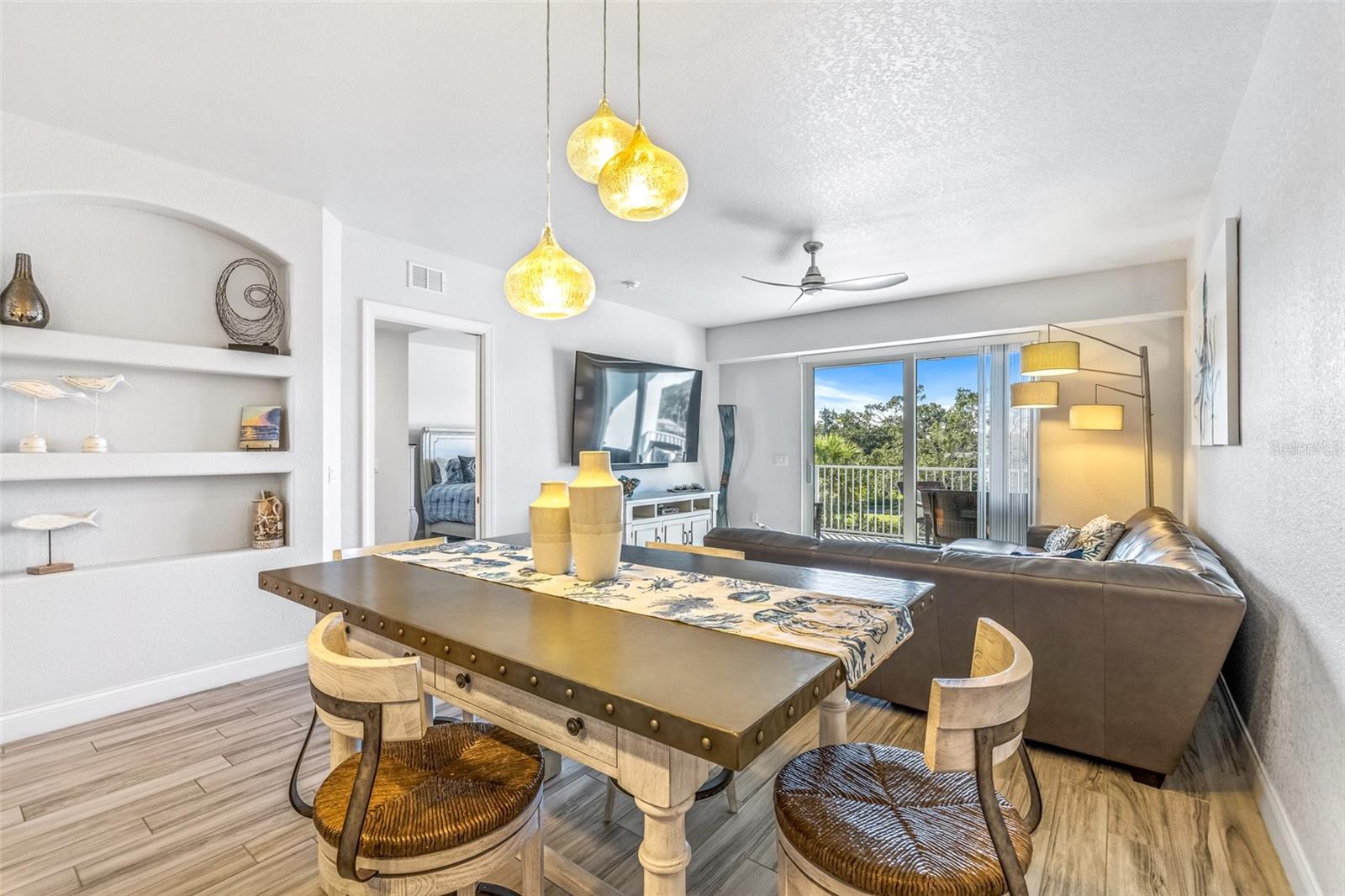 Image 6 of 65 For 3 Riverwalk Drive 305