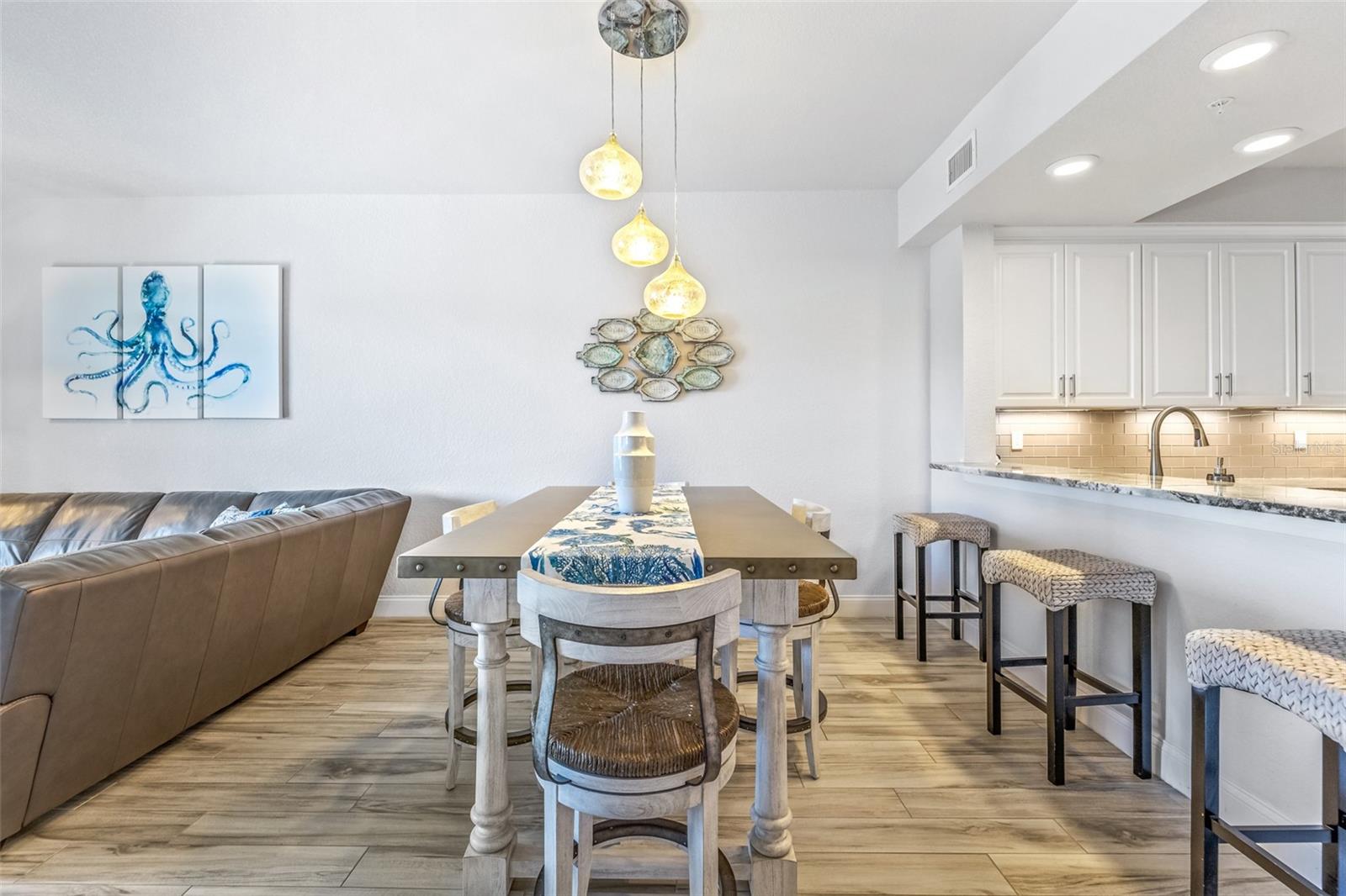 Image 7 of 65 For 3 Riverwalk Drive 305