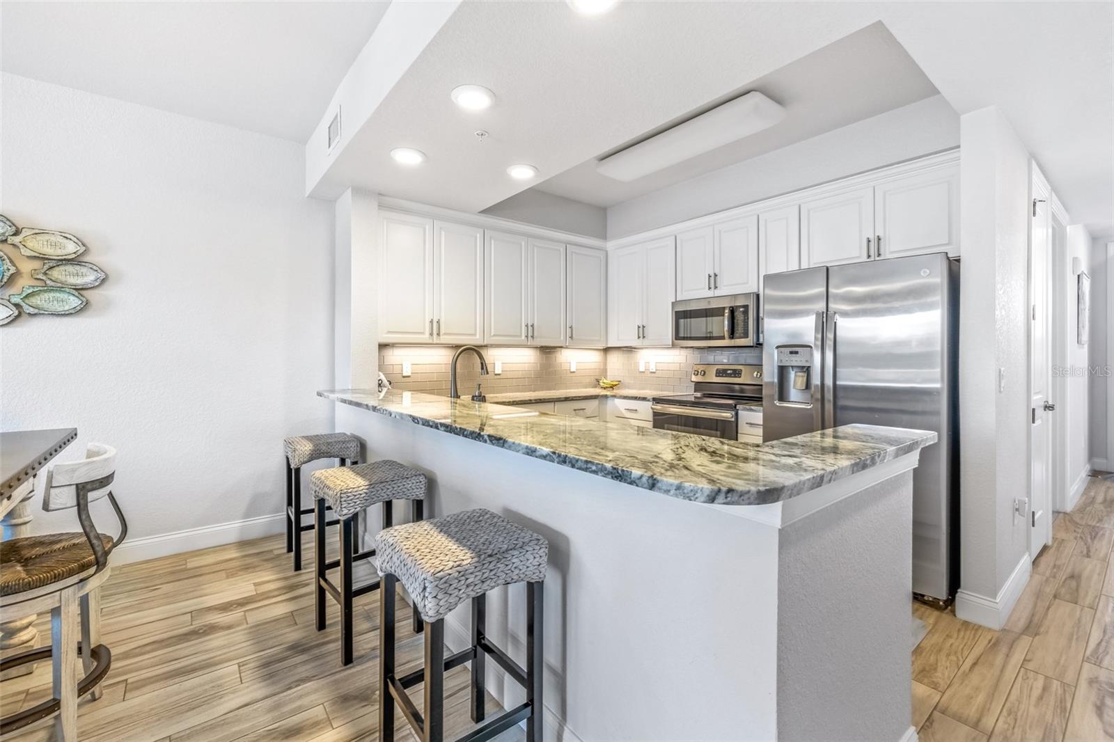 Image 8 of 65 For 3 Riverwalk Drive 305