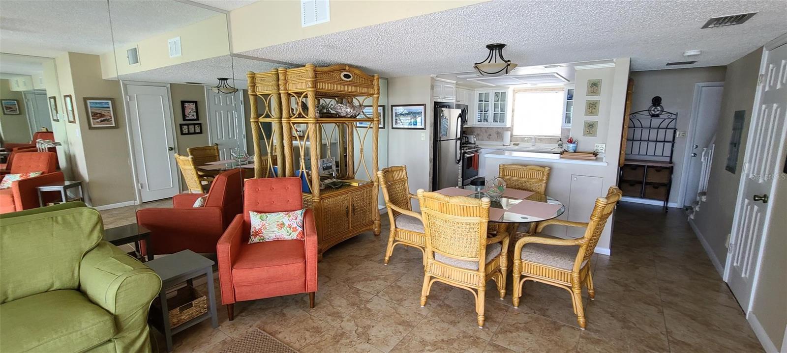 Image 11 of 18 For 815 Ocean Shore Boulevard 7a