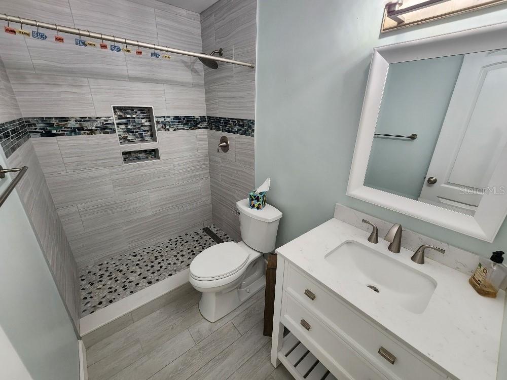 Image 9 of 33 For 110 Surf Street