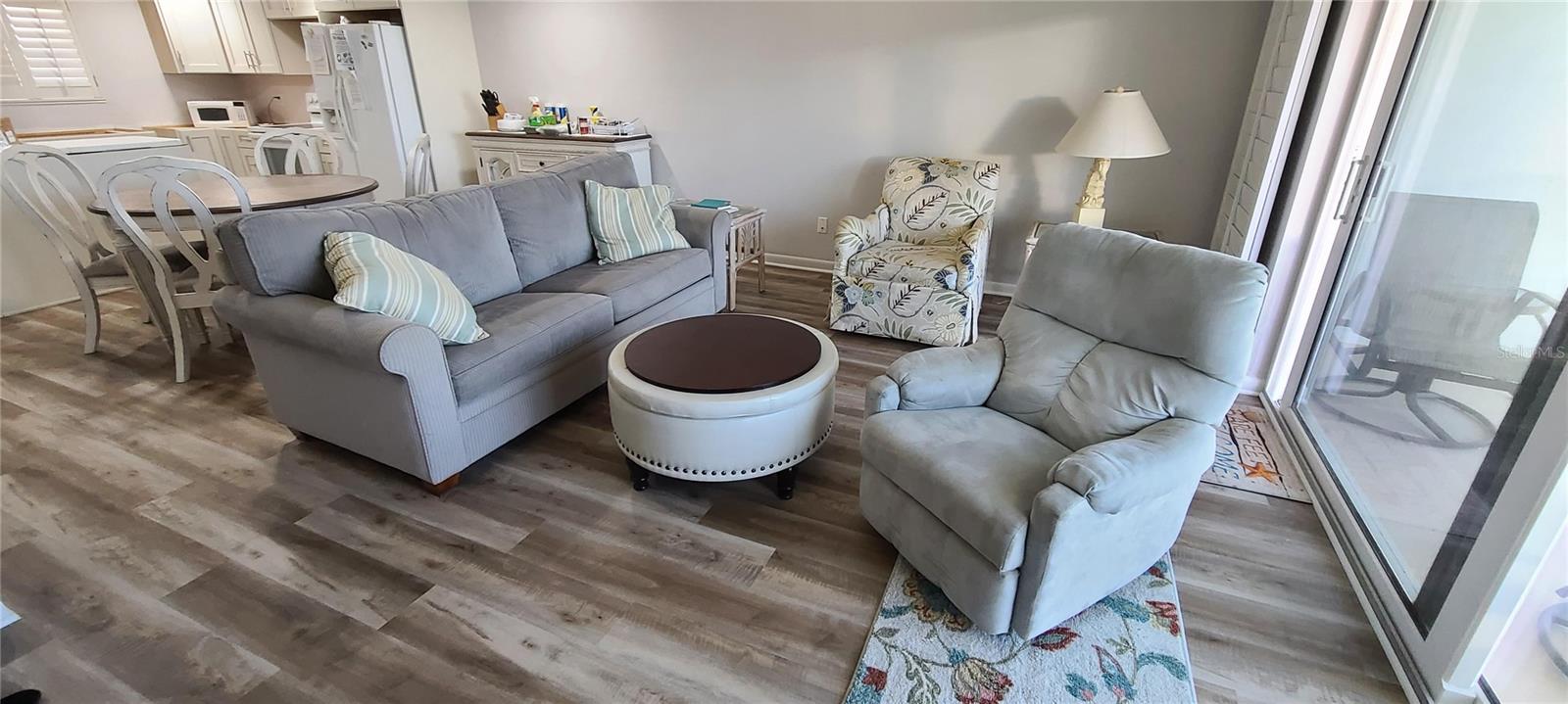 Image 18 of 21 For 815 Ocean Shore Boulevard 7b