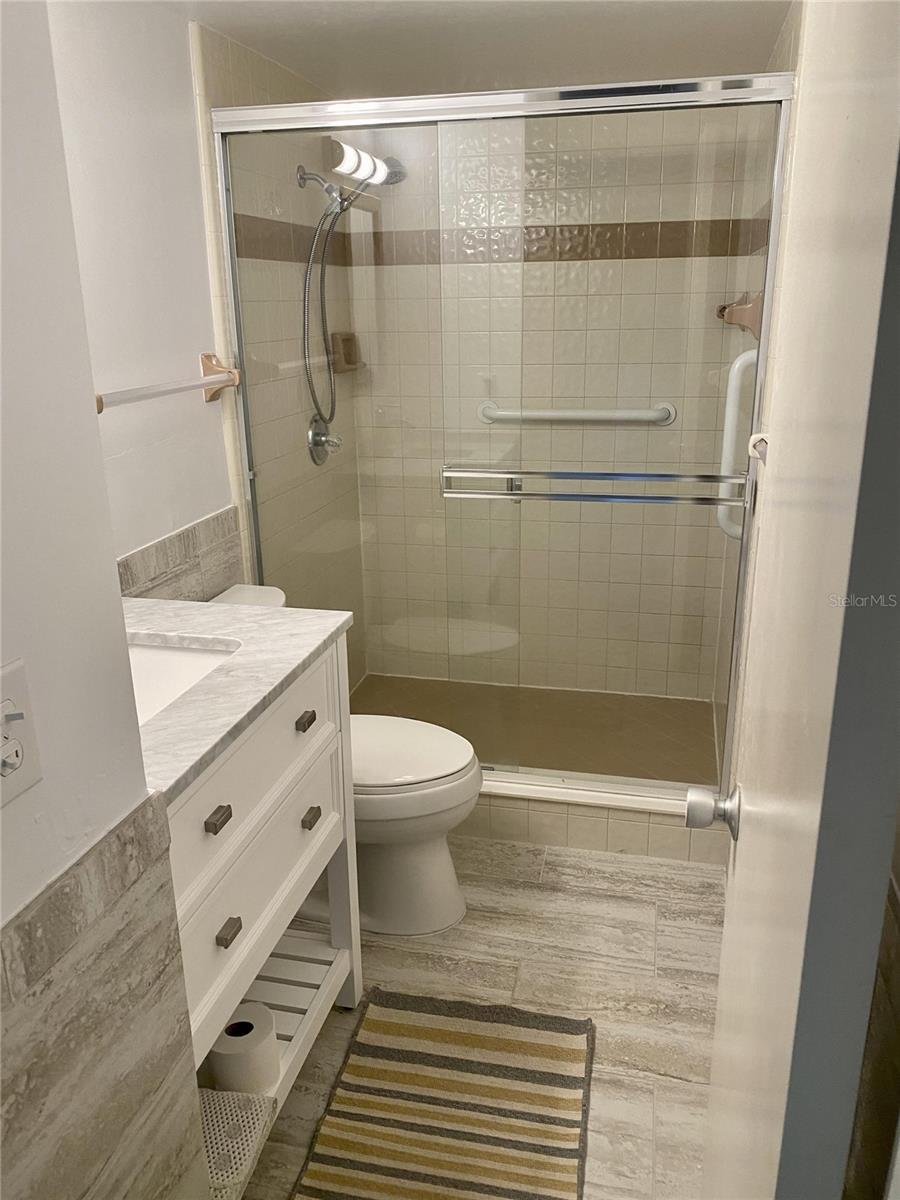 Image 10 of 17 For 815 Ocean Shore Boulevard 8a