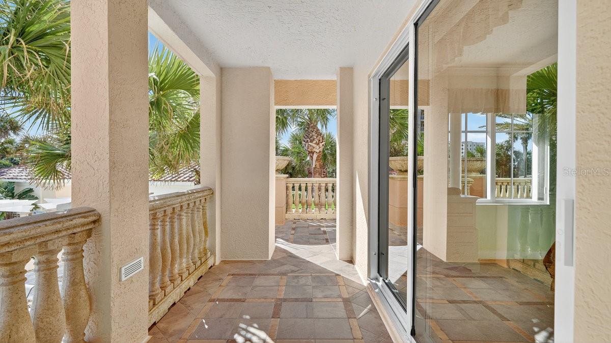 Image 27 of 82 For 255 Minorca Beach Way 206