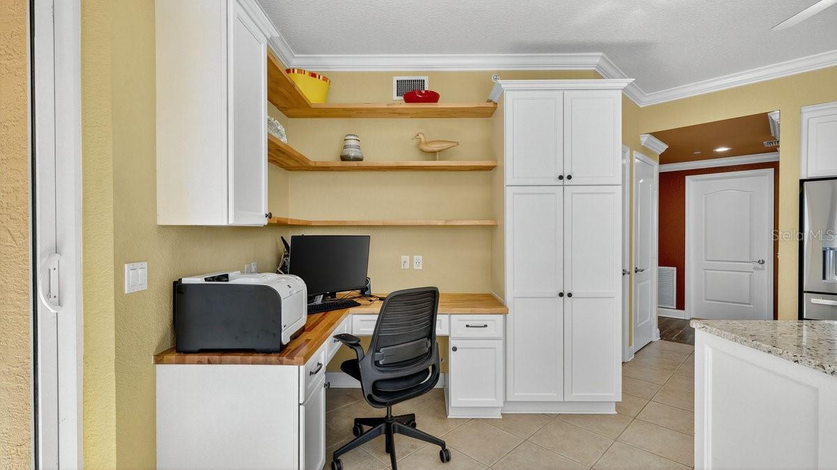 Image 28 of 82 For 255 Minorca Beach Way 206