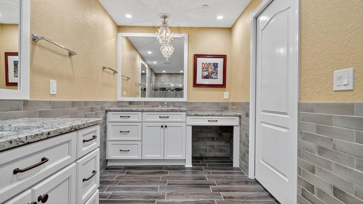 Image 35 of 82 For 255 Minorca Beach Way 206