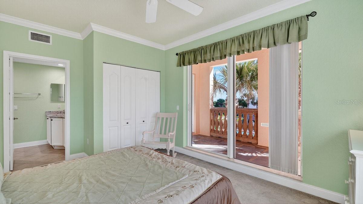 Image 44 of 82 For 255 Minorca Beach Way 206