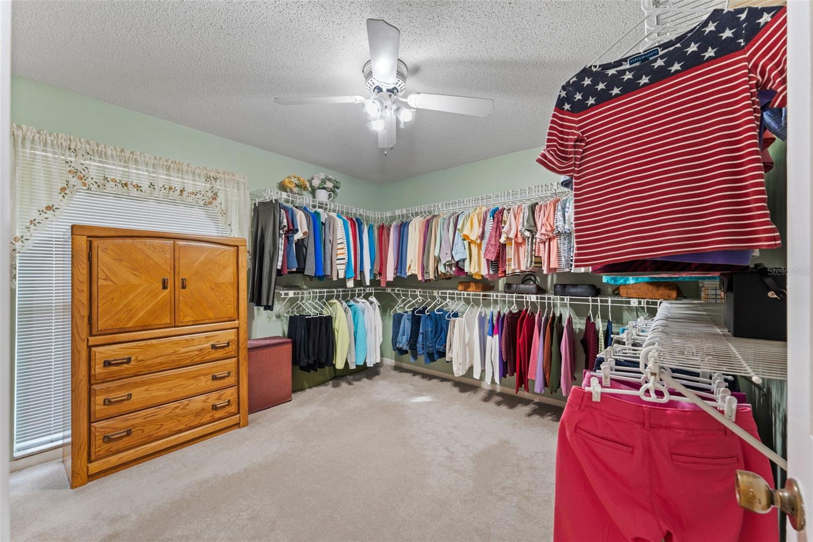 Image 21 of 33 For 620 Red Sail Lane