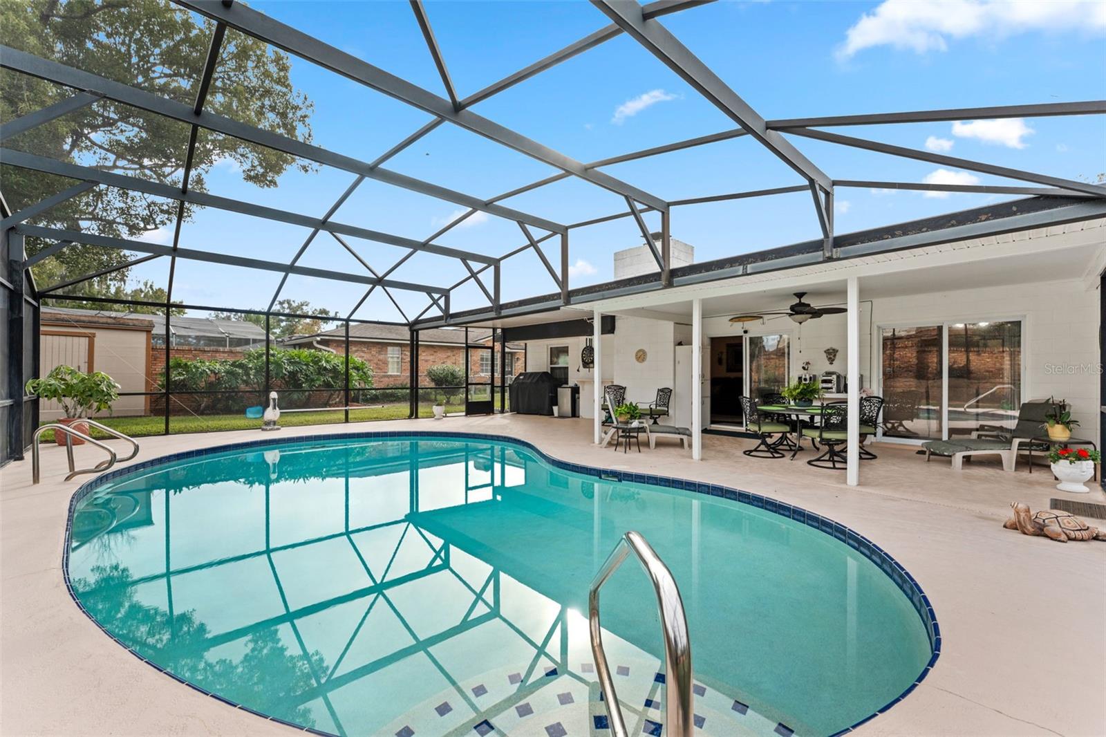 Image 23 of 33 For 620 Red Sail Lane