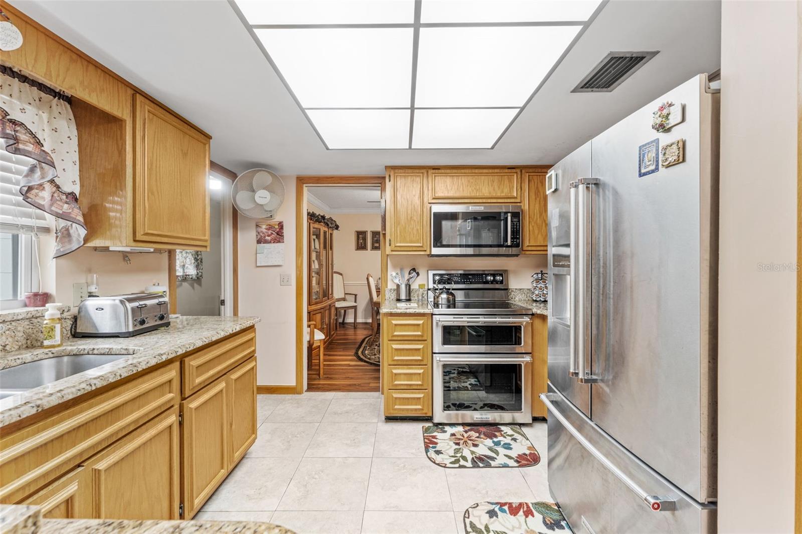 Image 7 of 33 For 620 Red Sail Lane