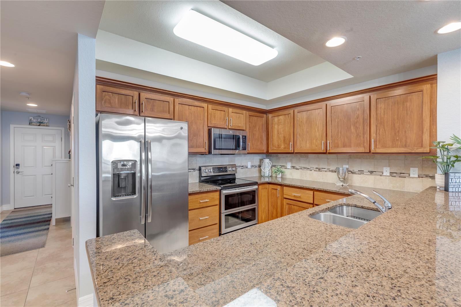 Image 22 of 99 For 5300 Atlantic Avenue 18-503