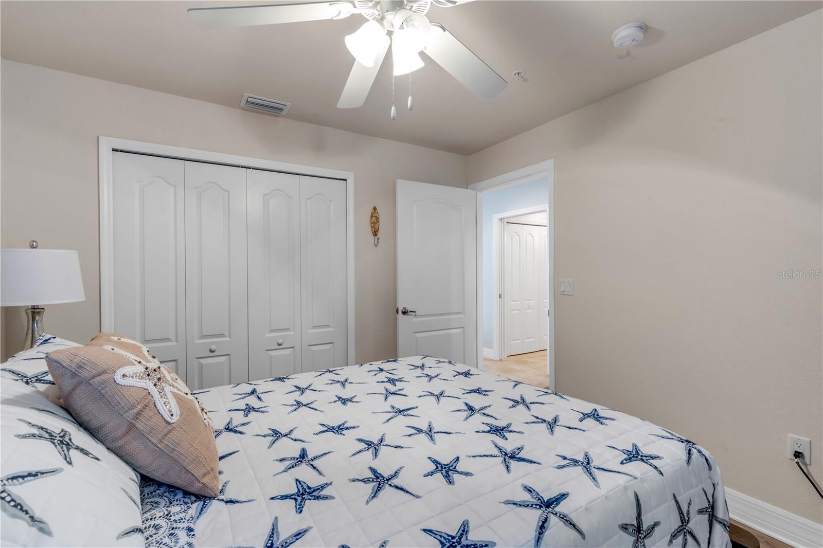 Image 31 of 99 For 5300 Atlantic Avenue 18-503