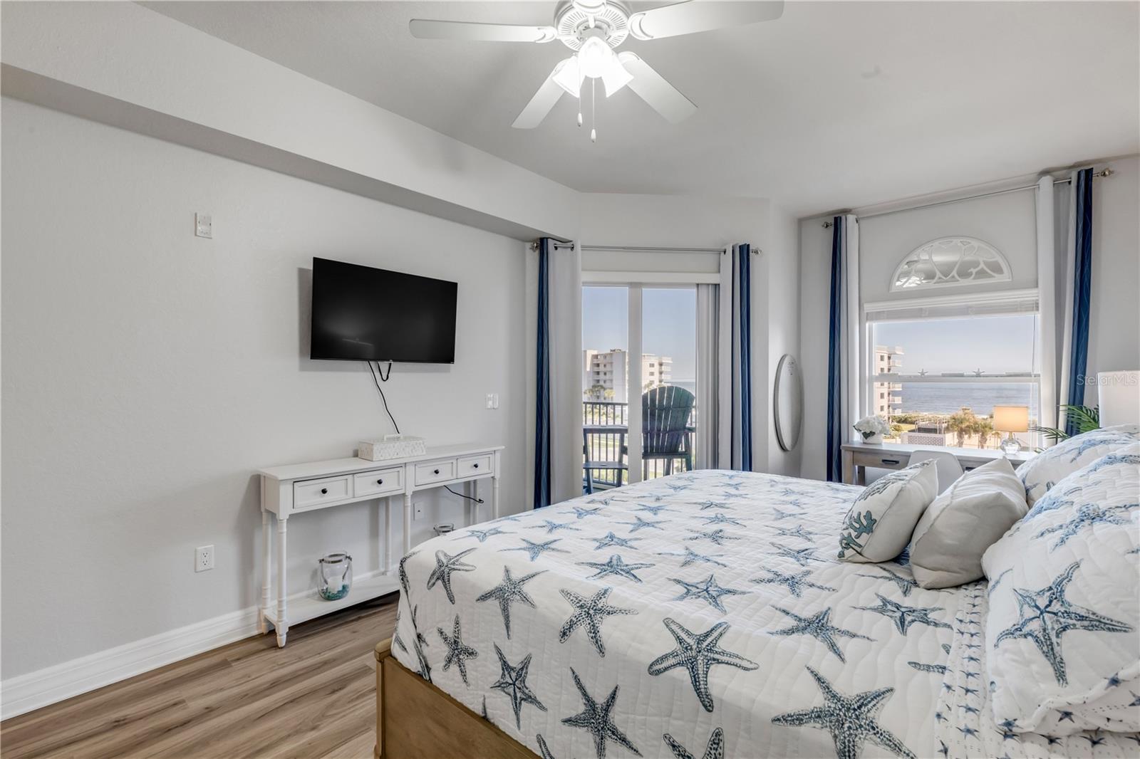 Image 34 of 99 For 5300 Atlantic Avenue 18-503