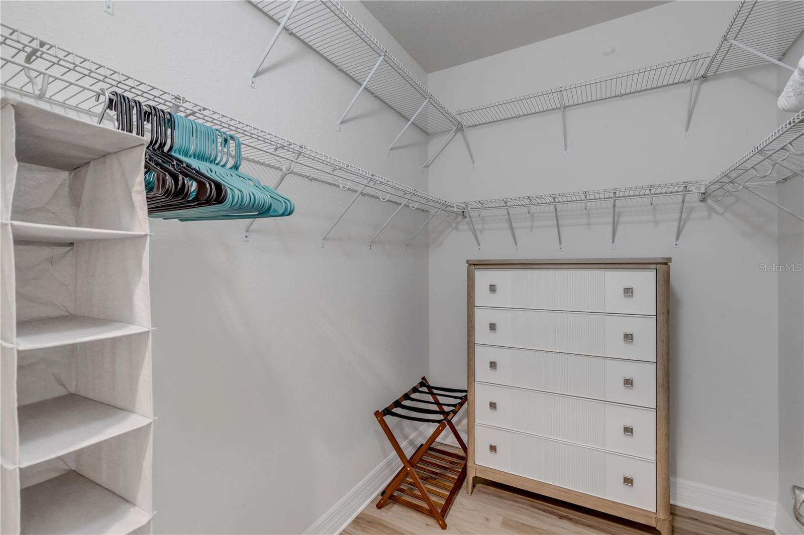 Image 44 of 99 For 5300 Atlantic Avenue 18-503