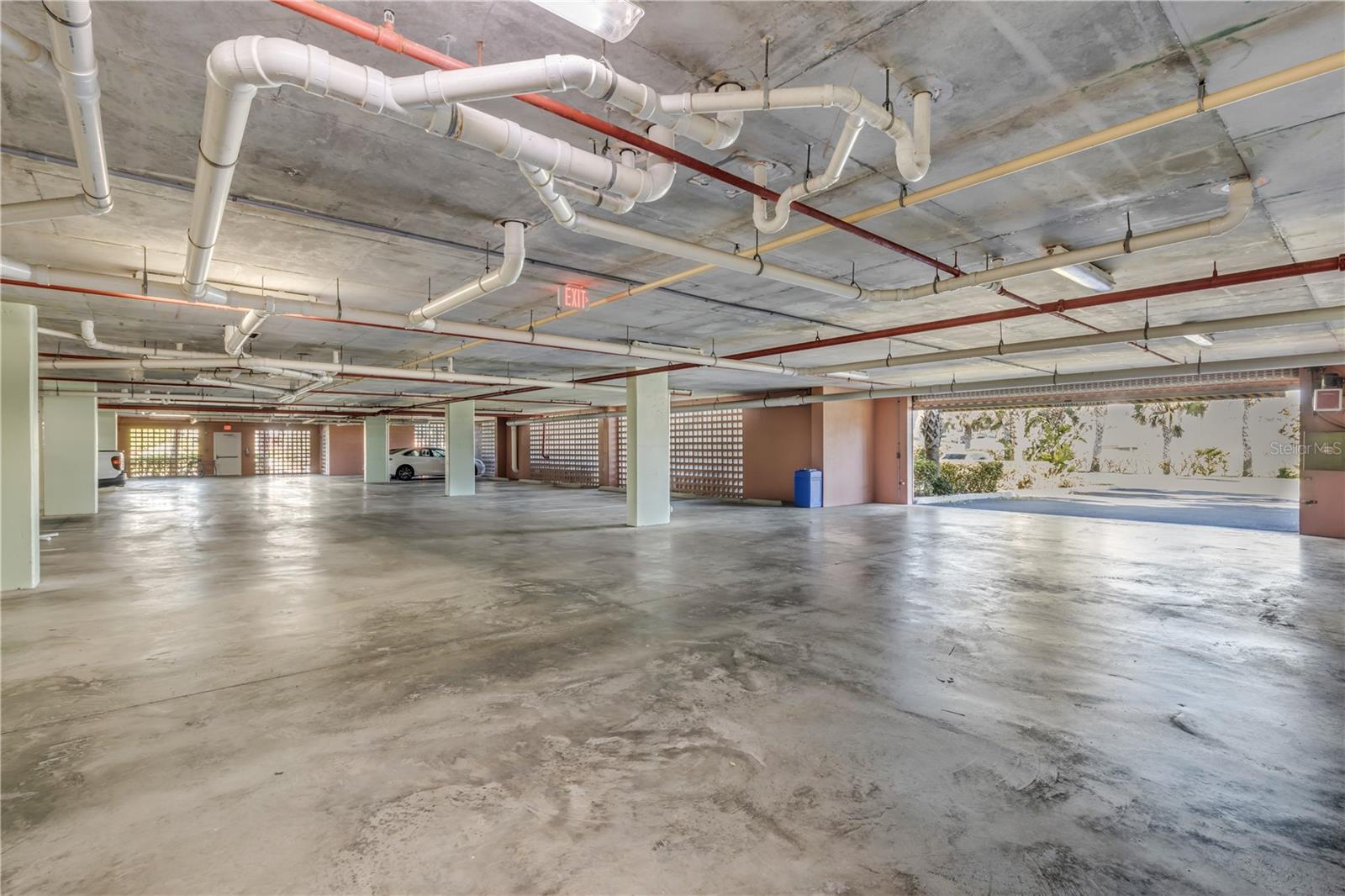 Image 96 of 99 For 5300 Atlantic Avenue 18-503