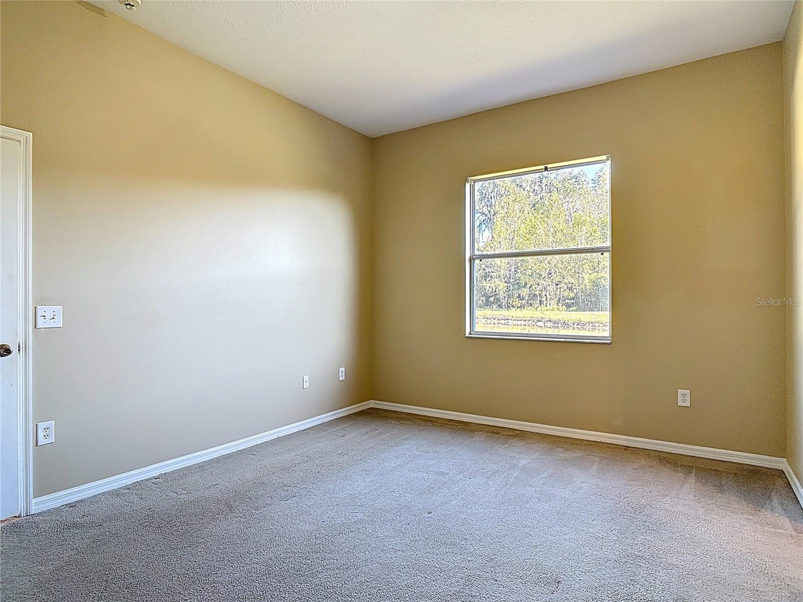 Image 45 of 61 For 530 Coral Trace Boulevard