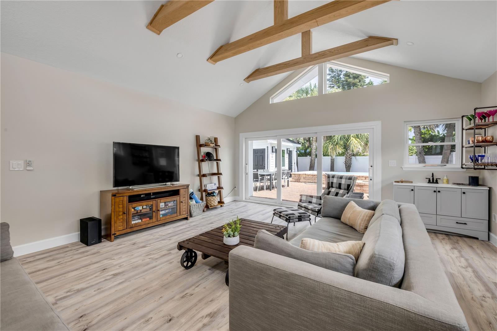 Image 32 of 48 For 206 Kirkland Road