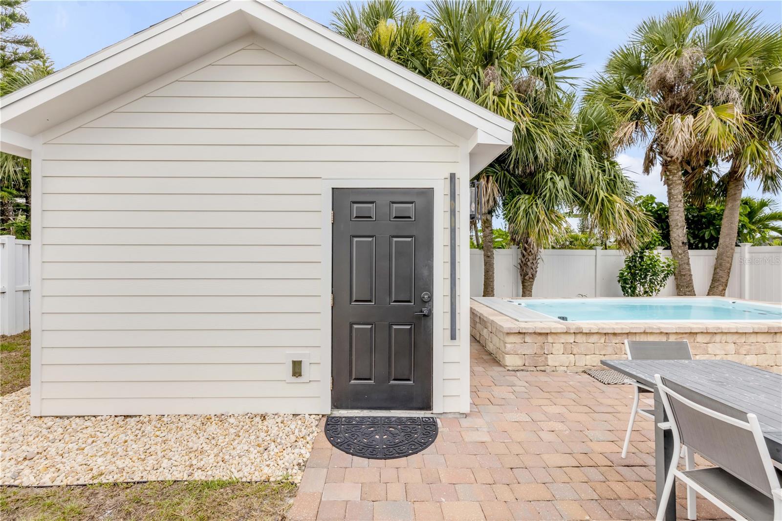 Image 35 of 48 For 206 Kirkland Road