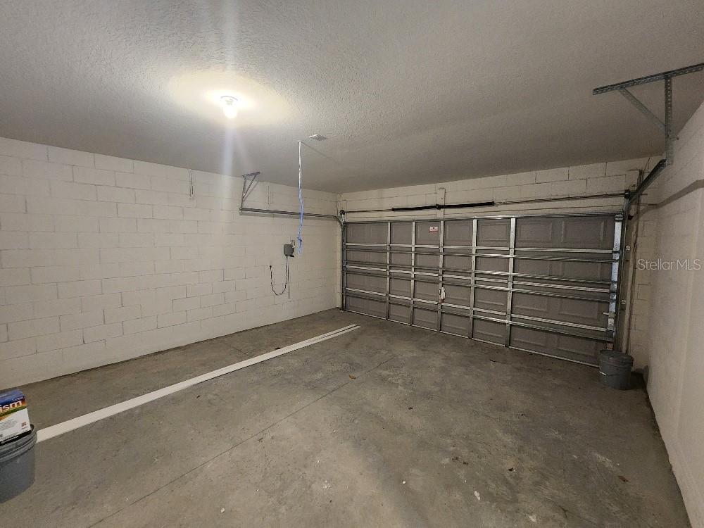 Image 11 of 13 For 359 Caryota Court