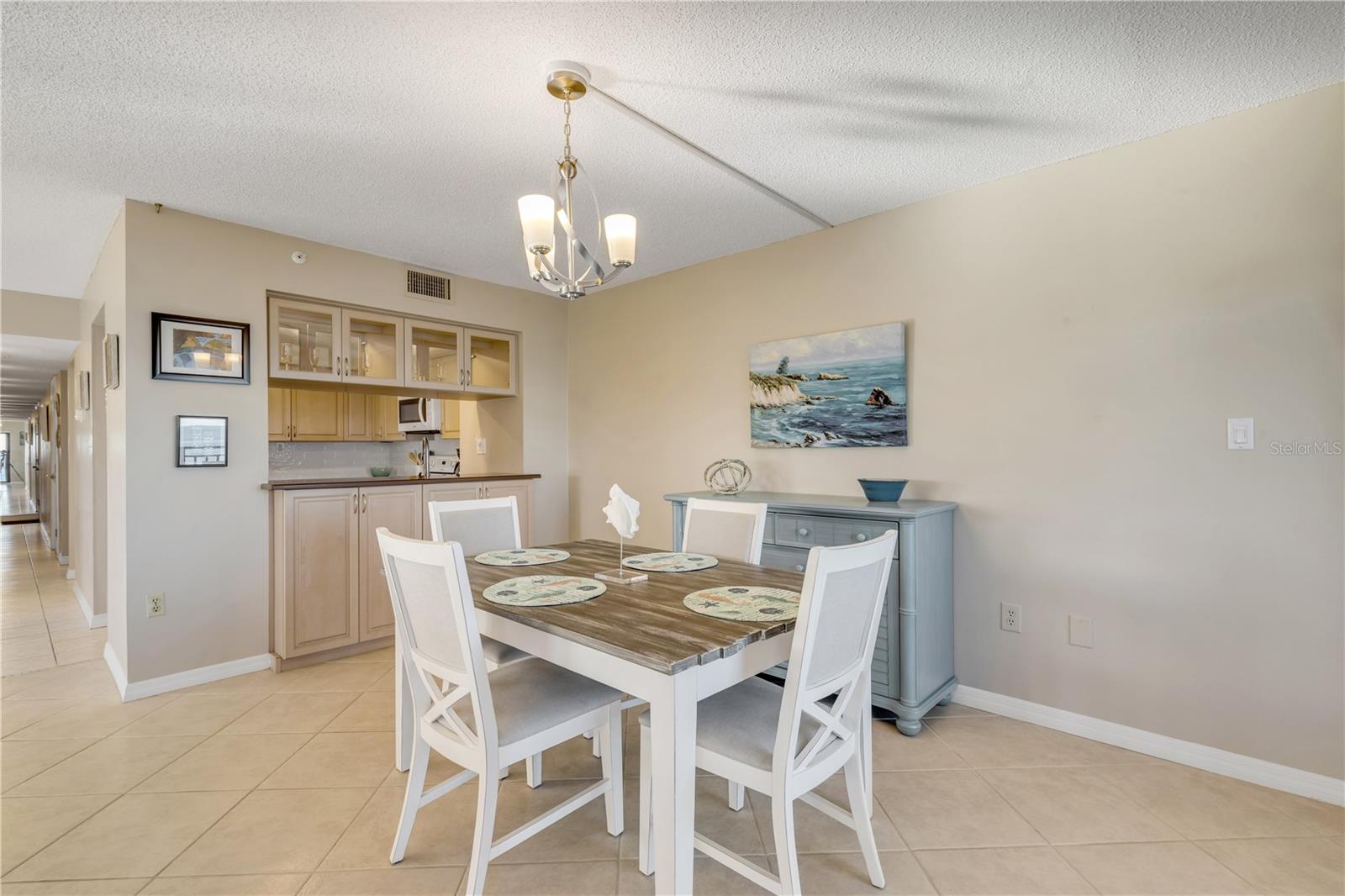 Image 21 of 70 For 5207 Atlantic Avenue 426