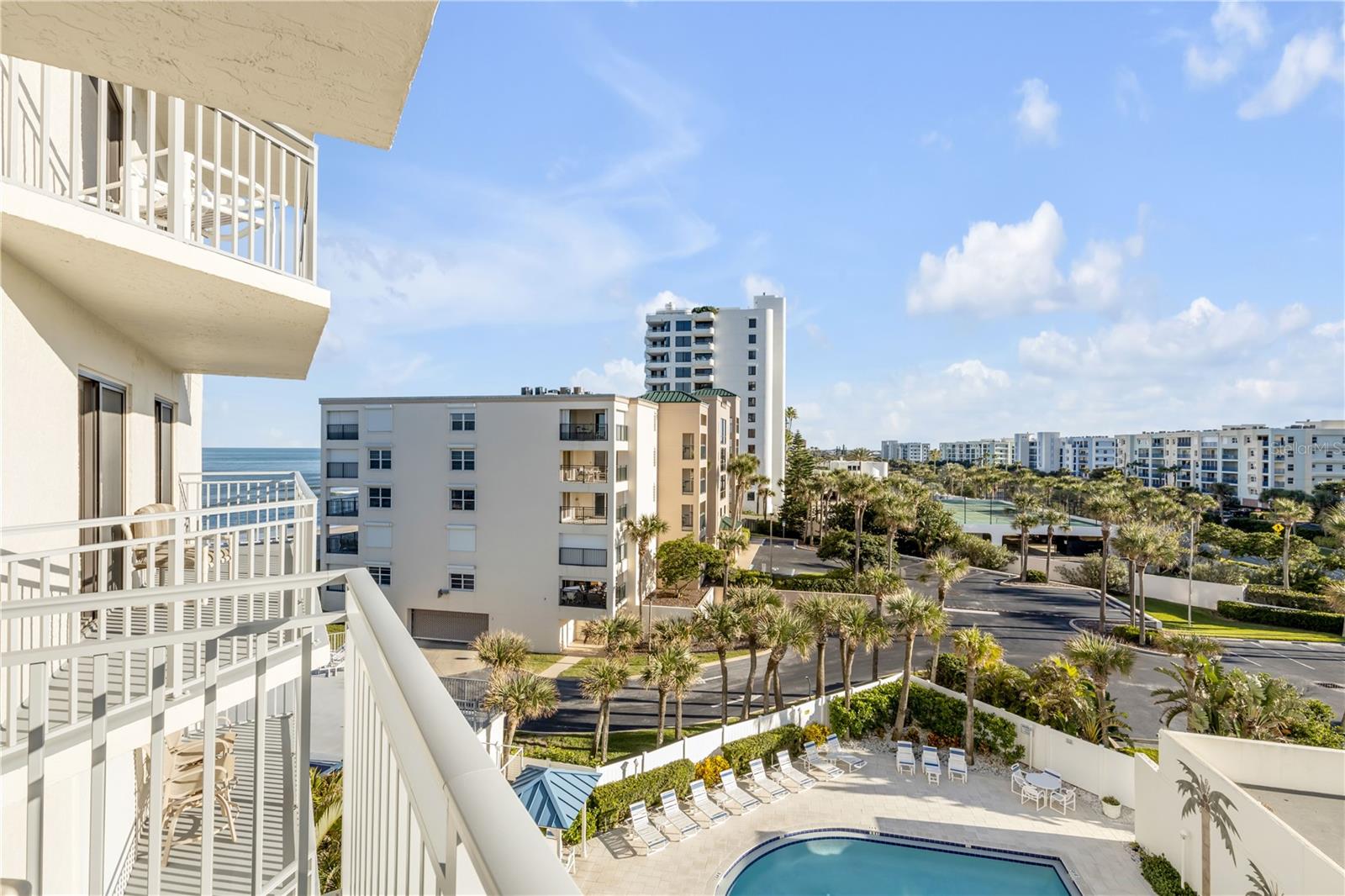 Image 53 of 70 For 5207 Atlantic Avenue 426