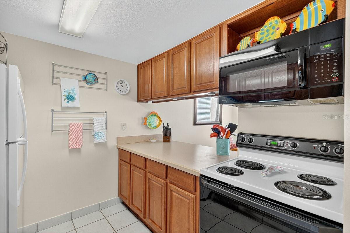 Image 8 of 34 For 4225 Atlantic Avenue 1090