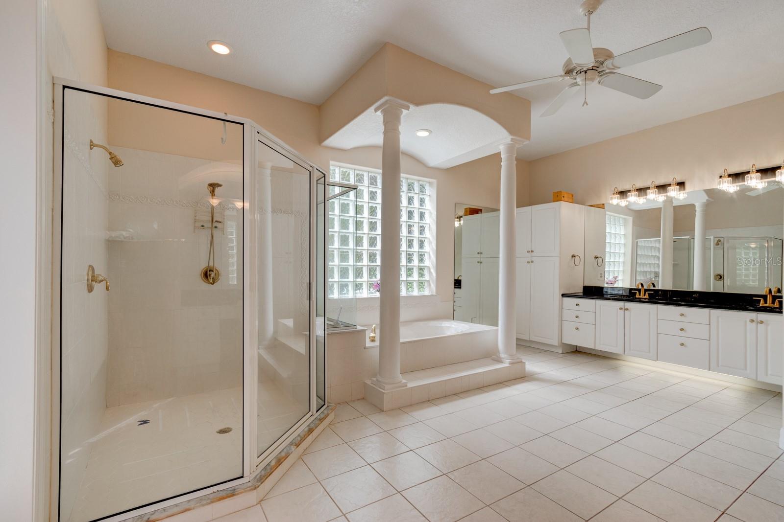 Image 20 of 44 For 58 Emerald Oaks Lane