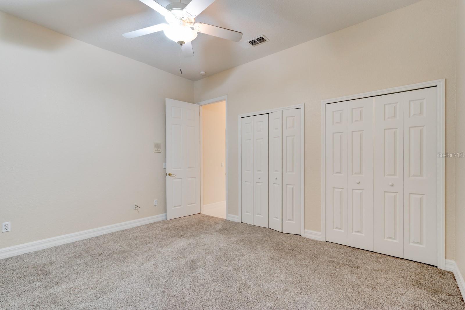 Image 28 of 44 For 58 Emerald Oaks Lane