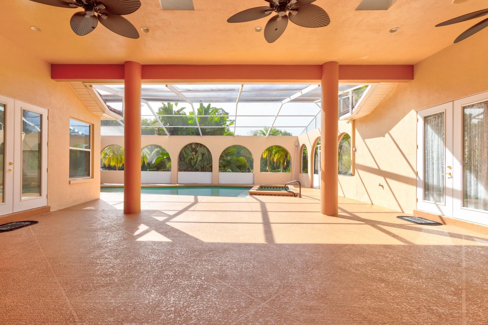 Image 36 of 44 For 58 Emerald Oaks Lane