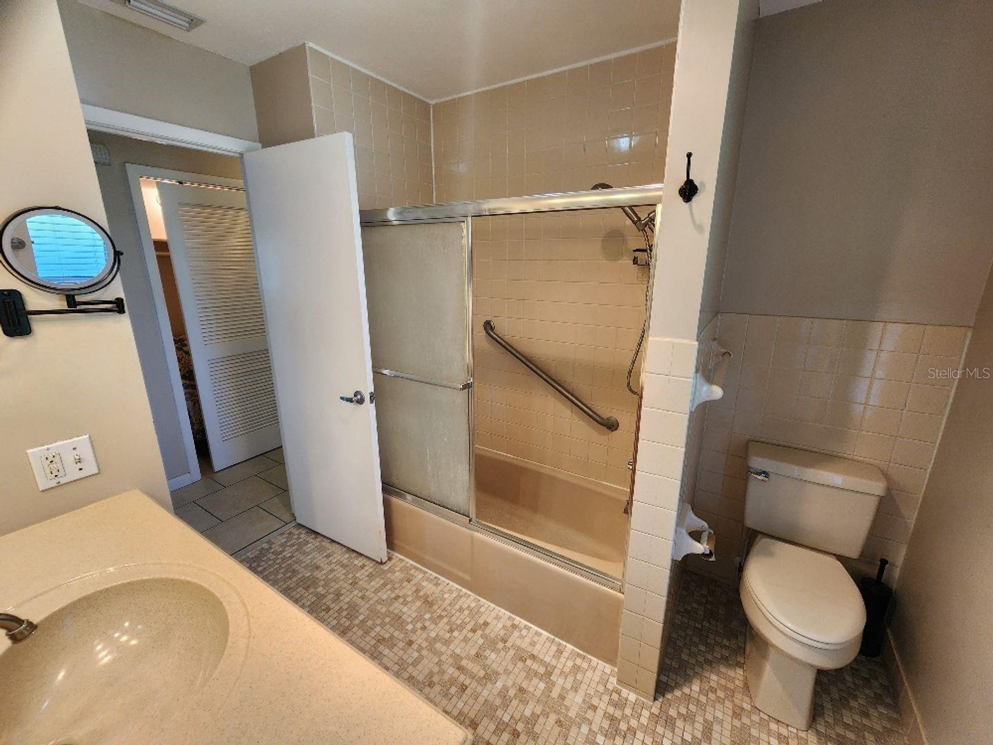 Image 8 of 16 For 4513 Saxon Drive